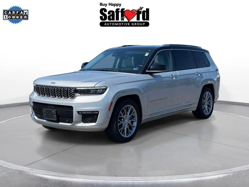 Used 2022 Silver Jeep Summit image 1