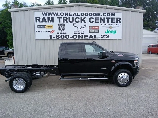 New 2026 Diamond Black Crystal Pearlcoat RAM Laramie image 2
