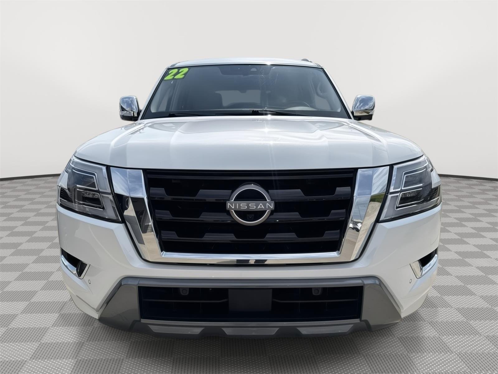 Used 2022 Aspen White TriCoat Pearl Nissan Platinum image 2
