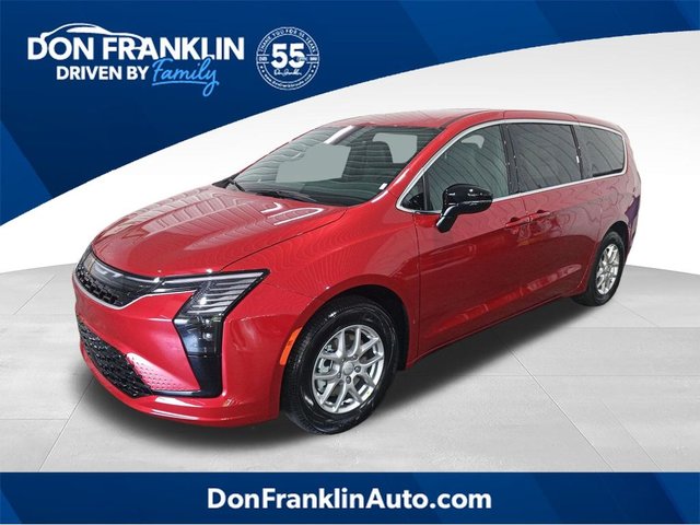 2027 Chrysler Pacifica Select