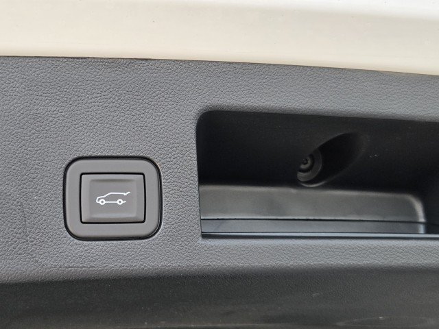 2027 Chevrolet Equinox LT - Photo 37