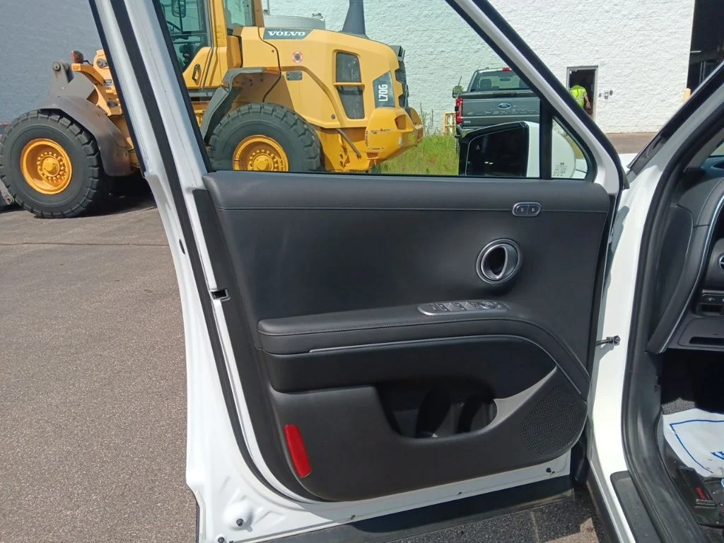 Used 2026 Creamy White Pearl Hyundai Limited image 14