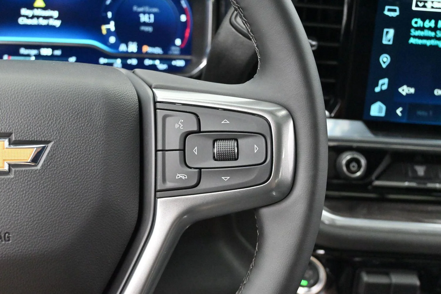 Used 2025 Lakeshore Blue Metallic Chevrolet LTZ image 16