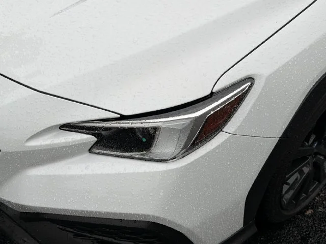 Used 2025 White Subaru Limited image 8
