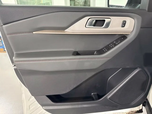 Used 2025 White Ford Active image 18