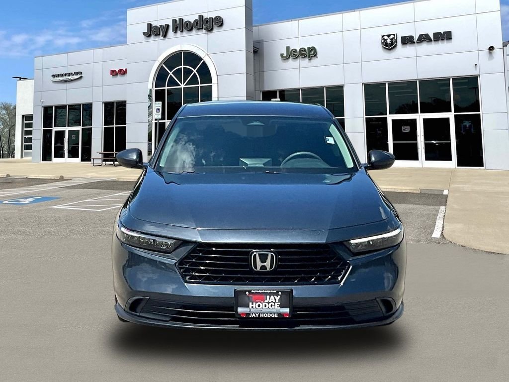 Used 2023 Blue Honda LX image 2