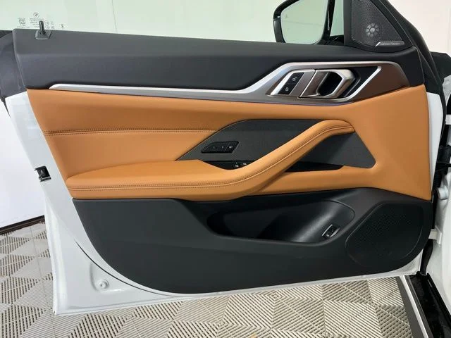 New 2026 White BMW xDrive40 image 9