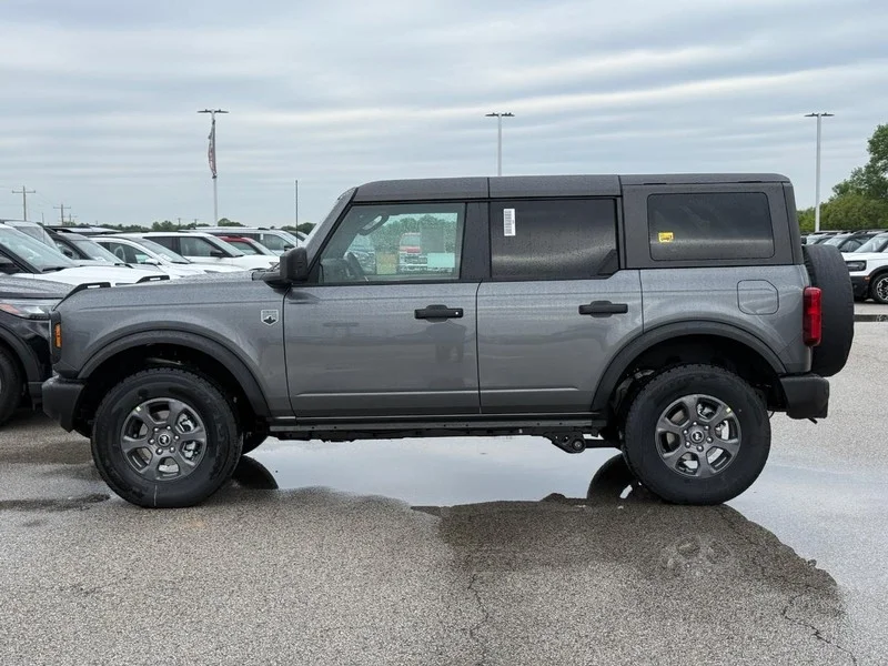 New 2026 Carbonized Gray Metallic Ford Big Bend 4 Door 4x4 image 2