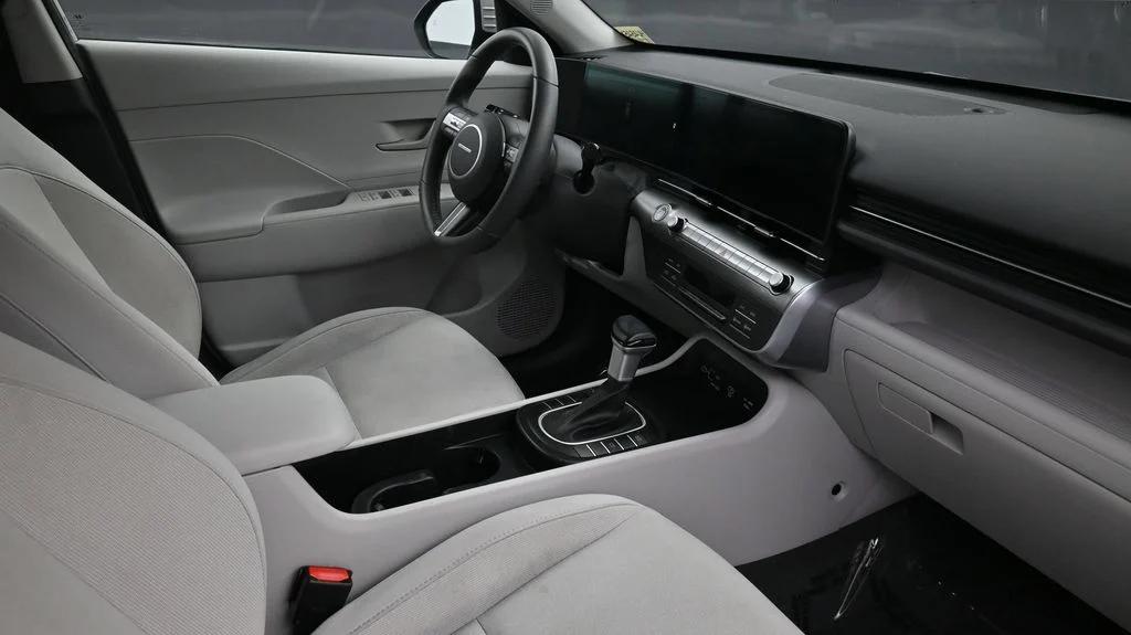 Used 2024 Gray Hyundai SEL image 11