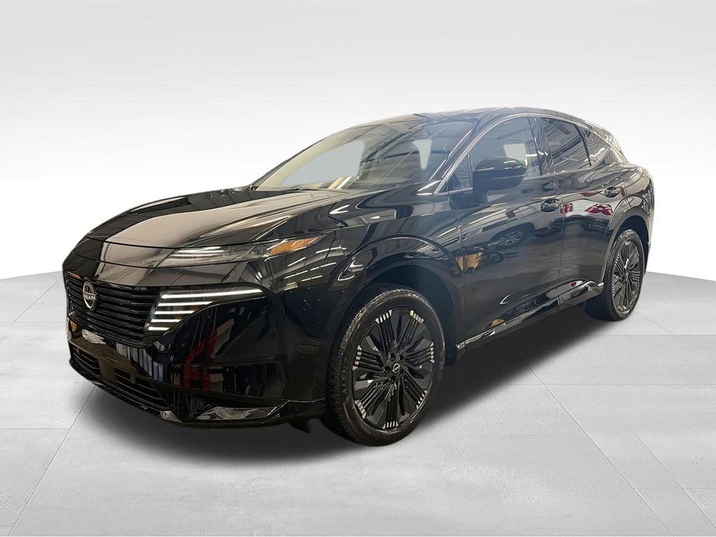 New 2026 Super Black Nissan Platinum image 4
