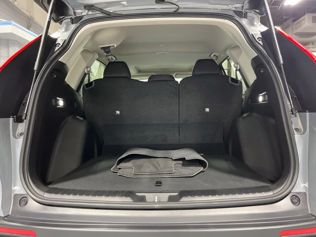 Used 2026 Urban Gray Pearl Honda EX image 31