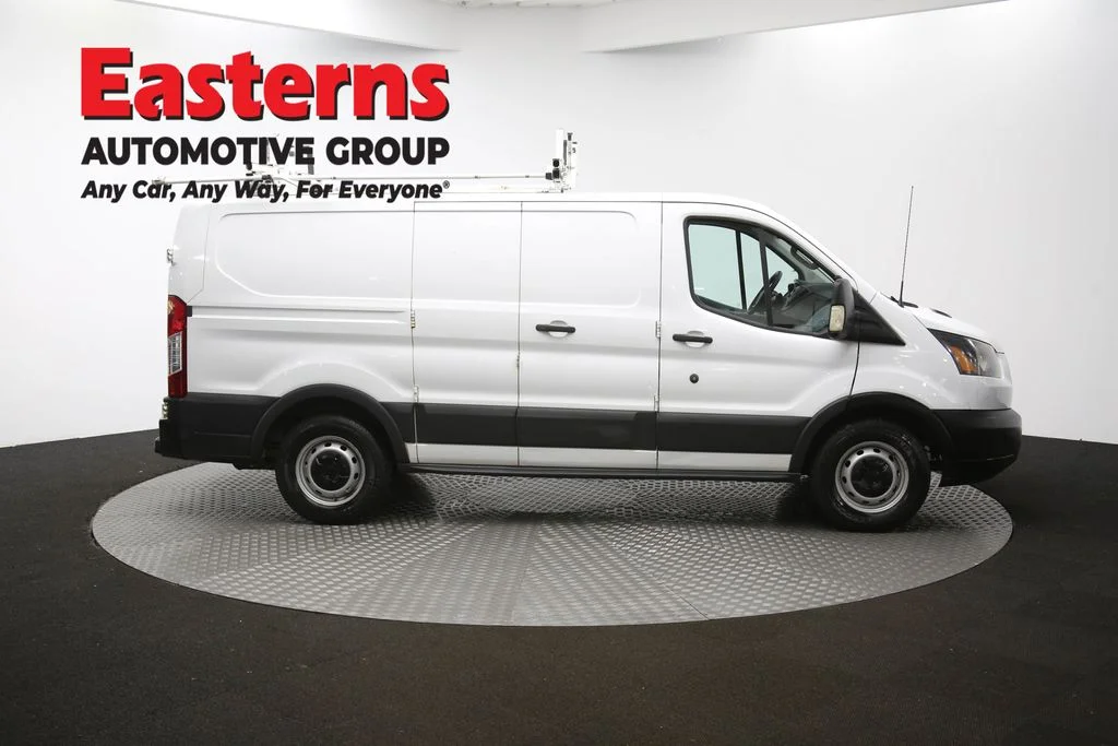 Used 2015 White Ford Base image 39