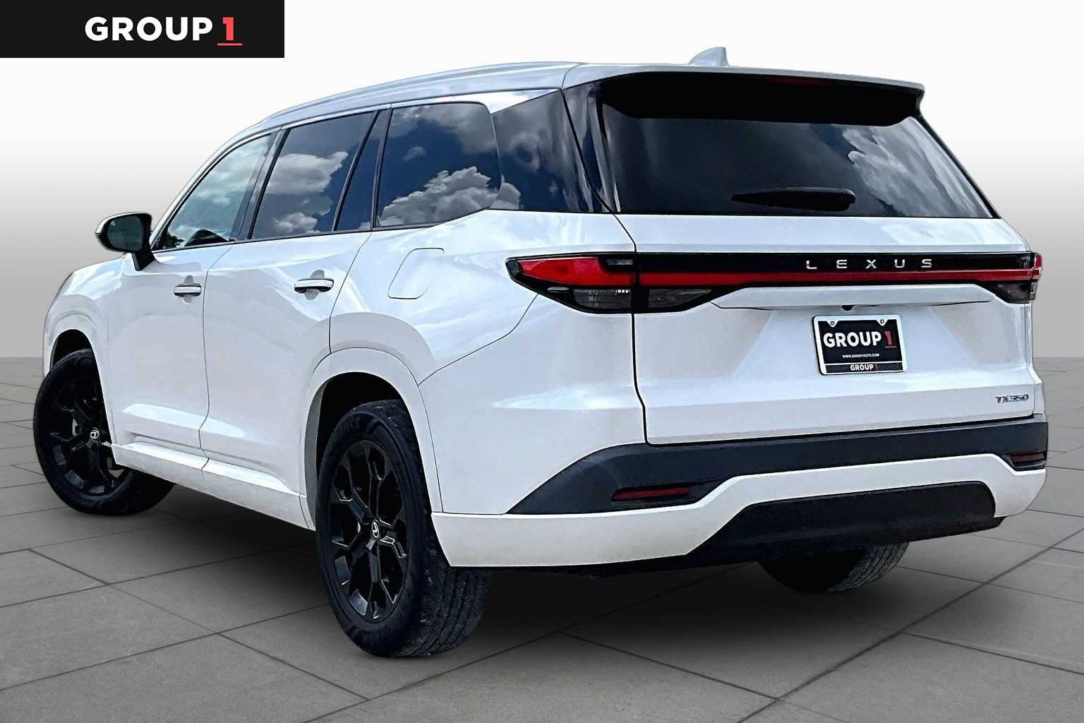 Certified Used 2024 WIND CHILL PEARL Lexus  image 10