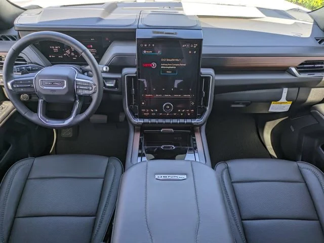 2026 GMC Yukon XL Denali - Photo 17