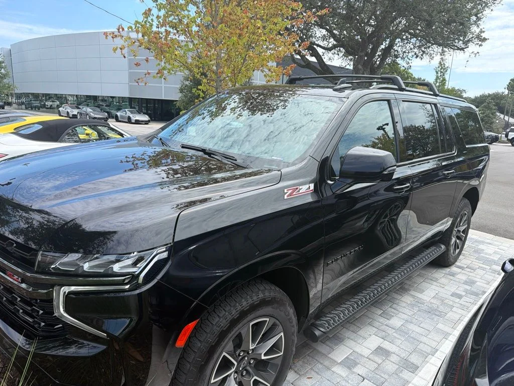 Used 2022 Black Chevrolet Z71 image 2