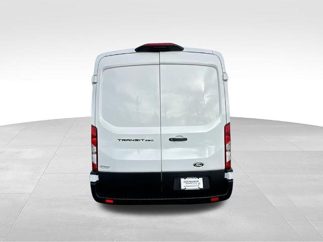 New 2026 Oxford White Ford Cargo Van image 33