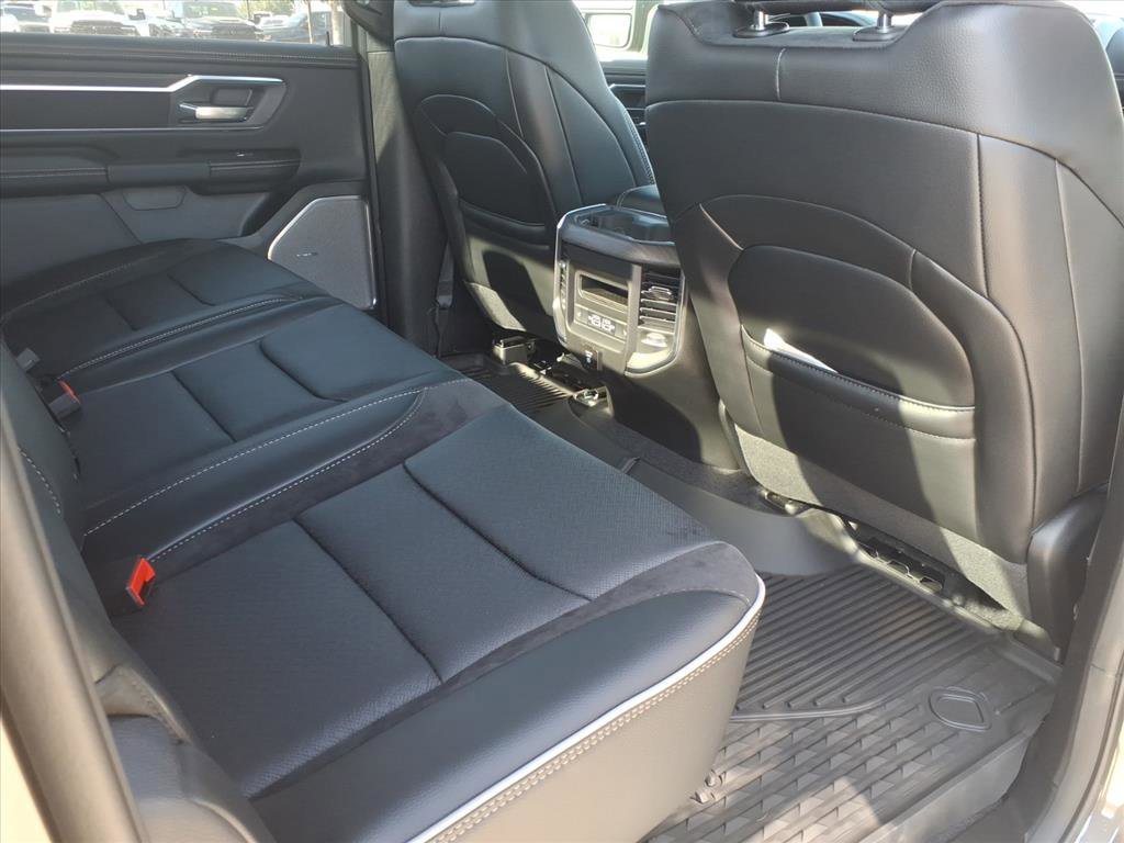 New 2026 Granite Crystal Metallic Clear-Coat Exterior Paint RAM Laramie image 8