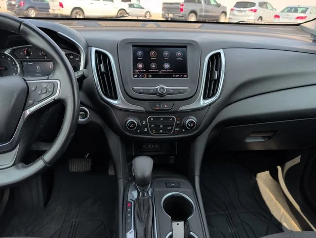 Used 2022 BLUE GLOW METALLIC Chevrolet LT image 21