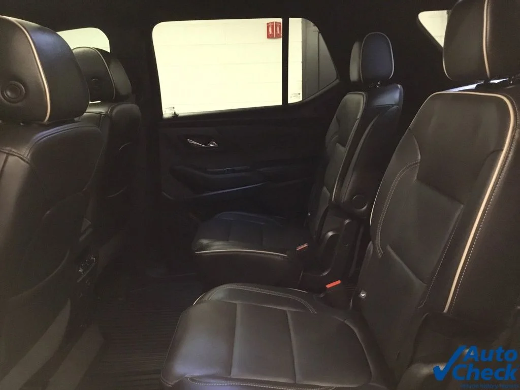 Used 2022 White Chevrolet Premier image 30
