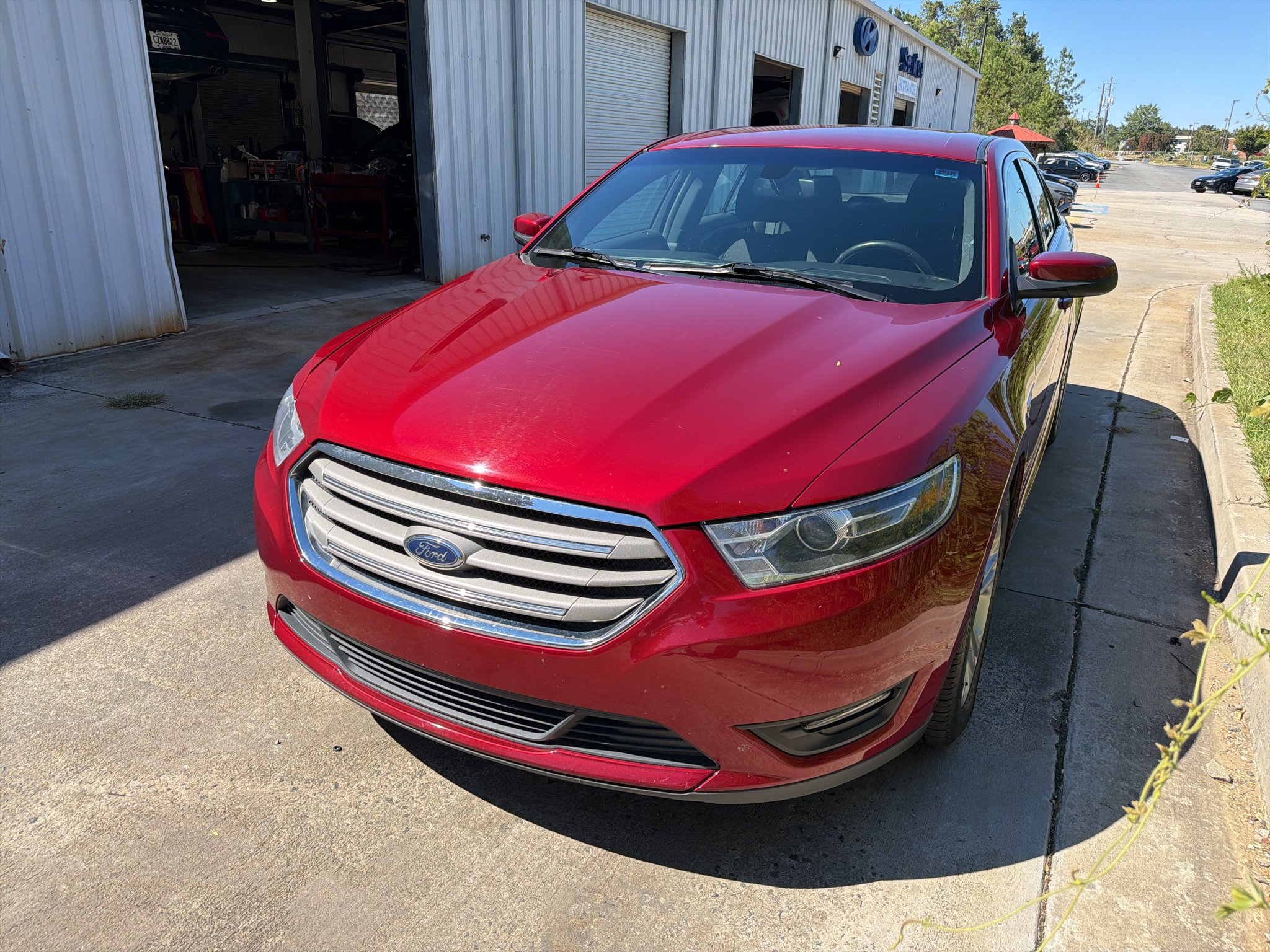 Used 2018 Ruby Red Metallic Tinted Clearcoat Ford SEL image 2