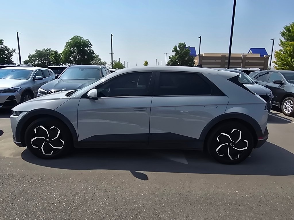 Used 2024 Cyber Gray Hyundai SEL image 12