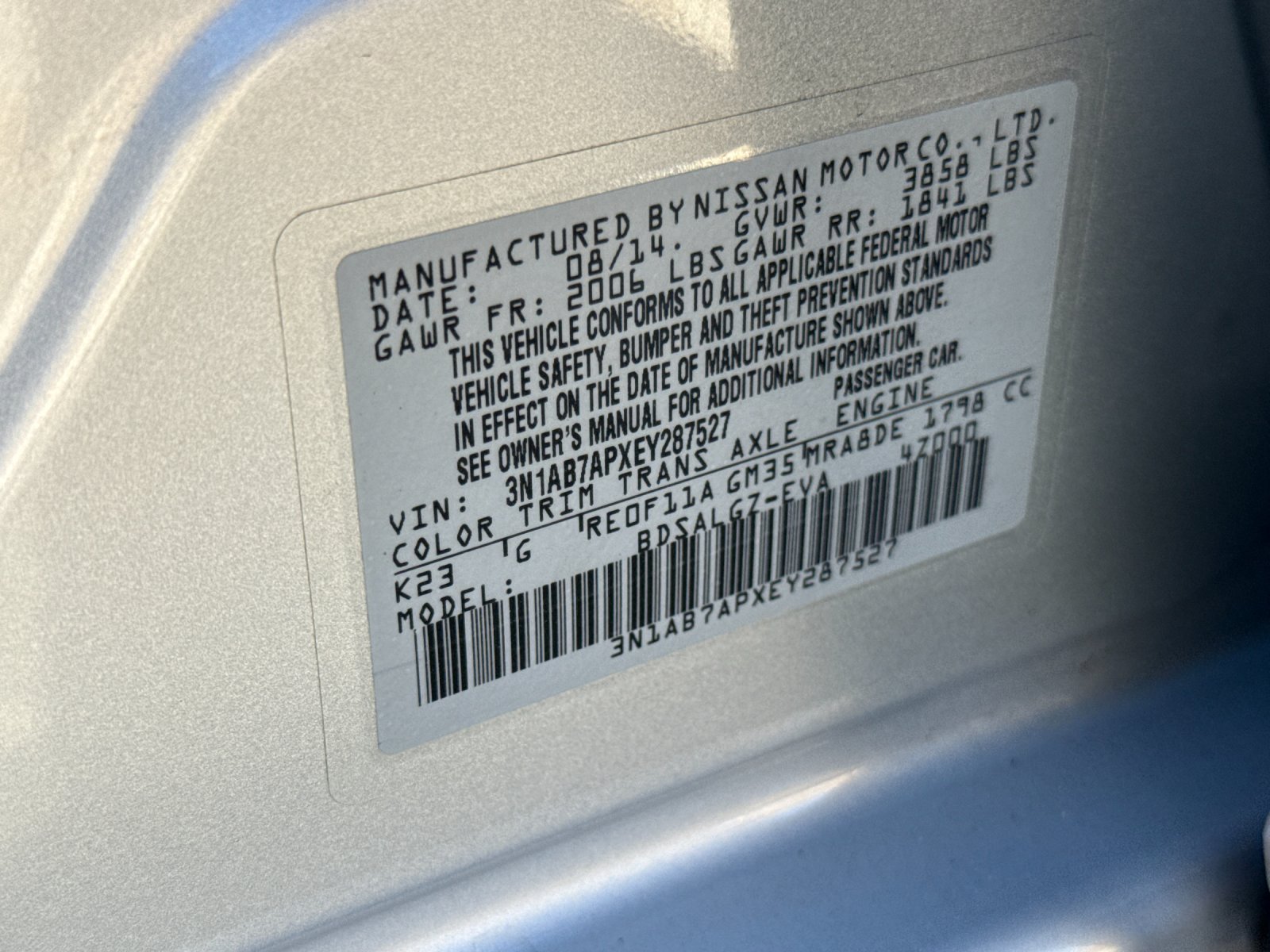 Used 2014 Silver Nissan SL image 26