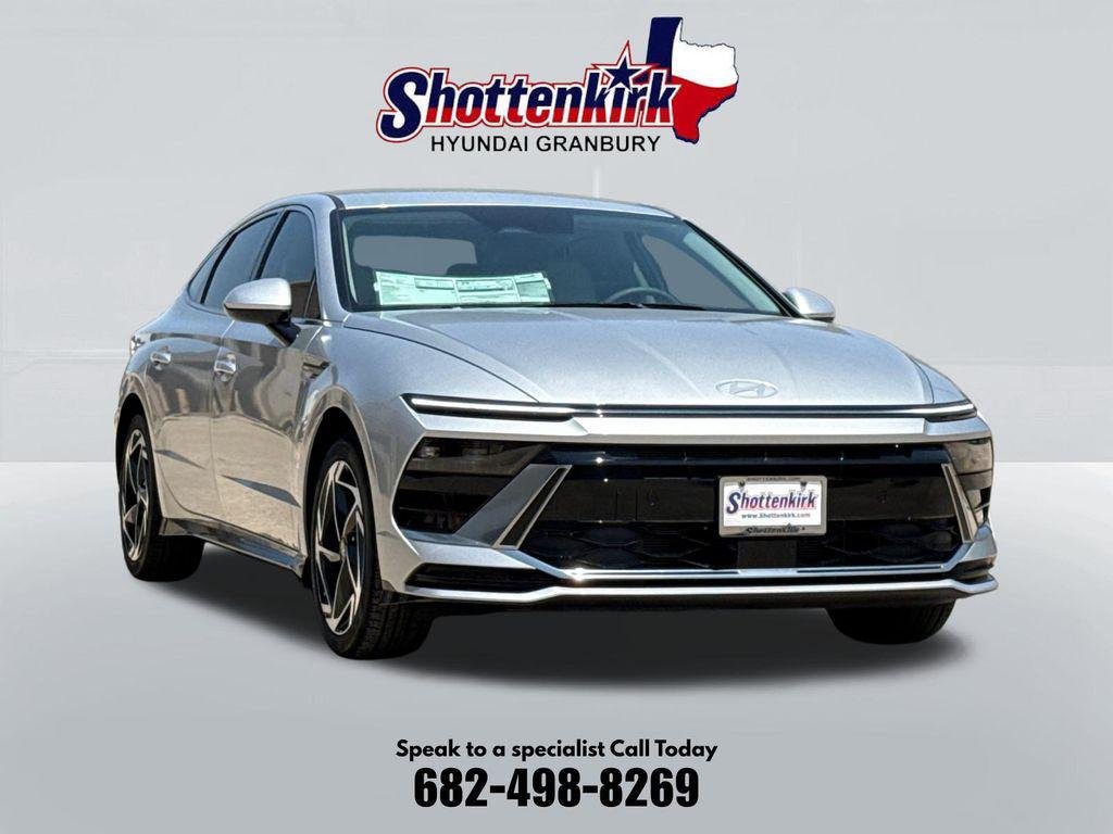 New 2026 Silver Hyundai SEL Sport image 3