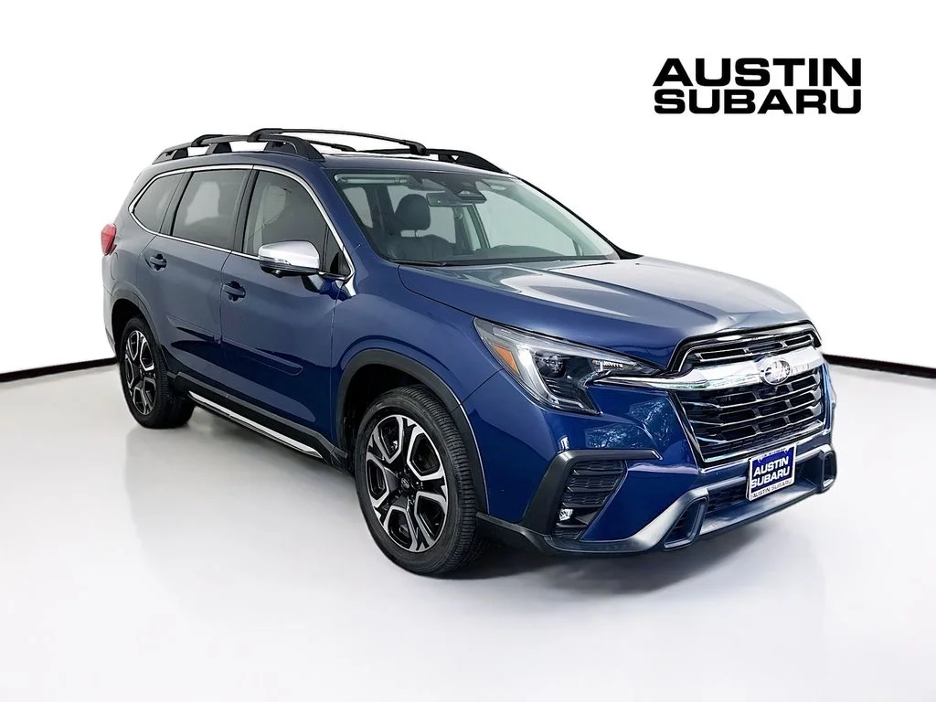 2023 Subaru Ascent Limited 7 Passenger's photo