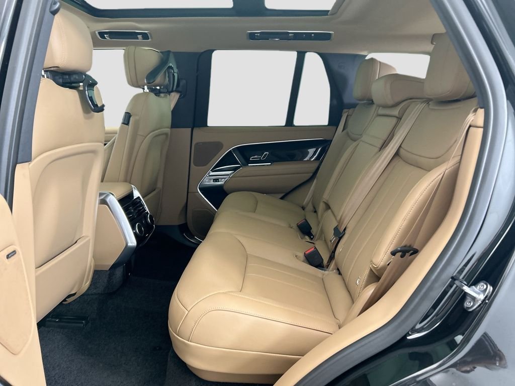 New 2026 Santorini Black Land Rover SE image 20