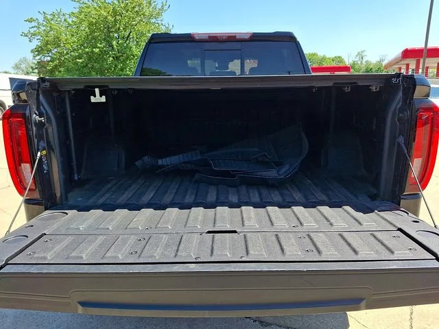 Used 2023 Black GMC Denali image 30