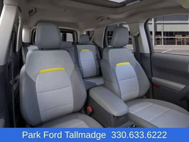 New 2025 White Ford Badlands image 10
