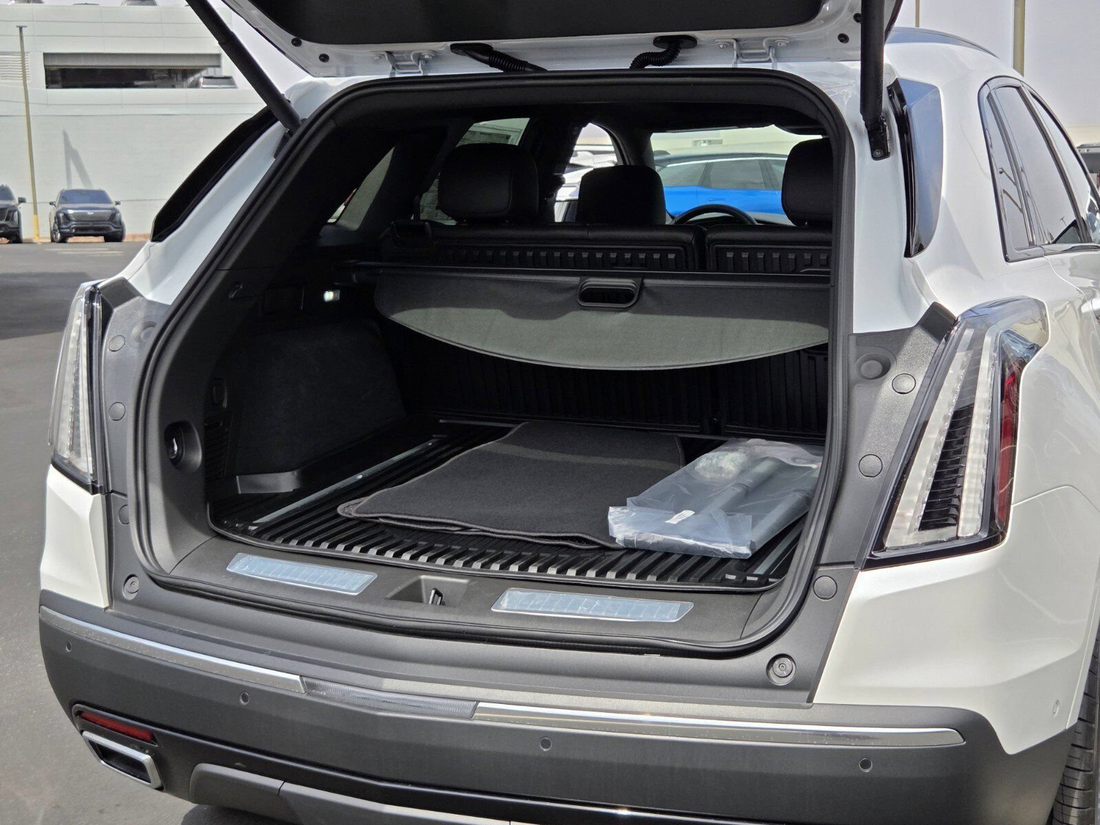 New 2026 Crystal White Tricoat Cadillac Sport image 18