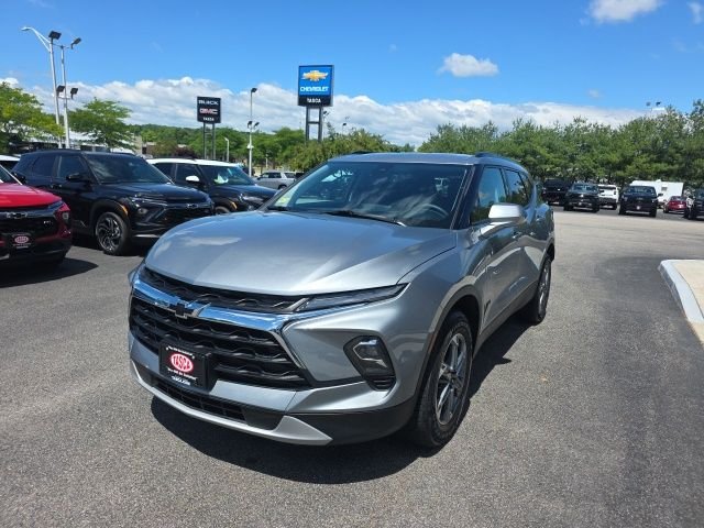 Used 2024 Gray Chevrolet LT image 6