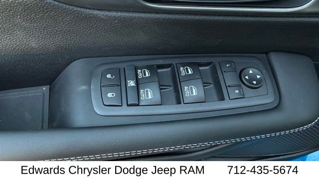 2026 Chrysler Pacifica Select - Photo 18