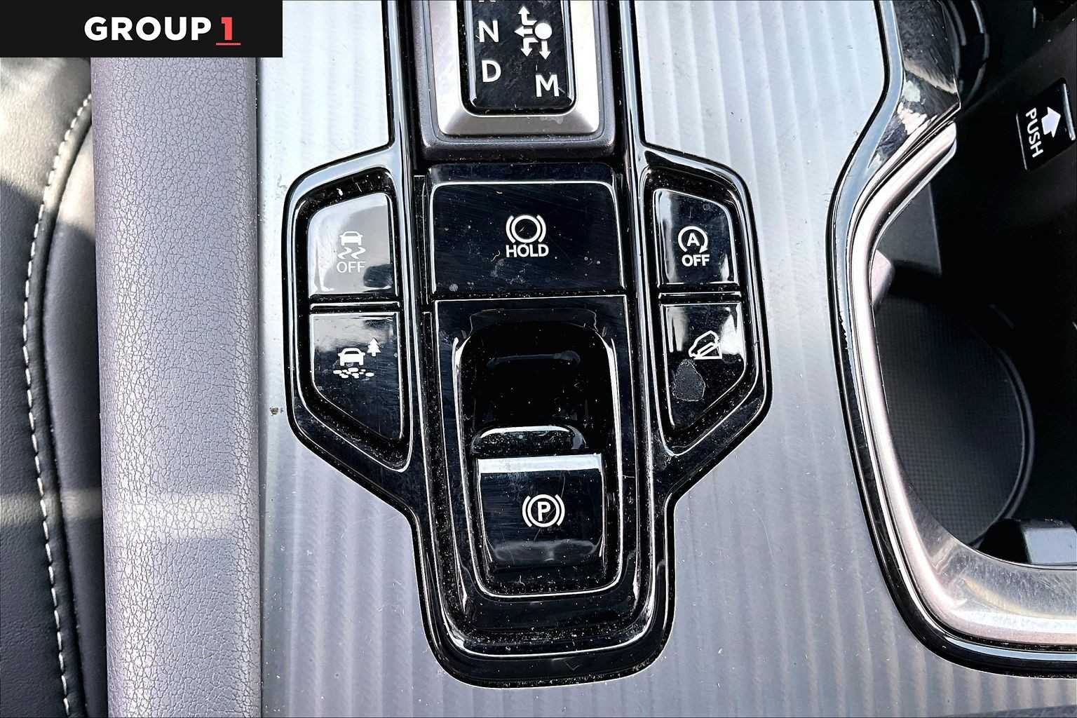 Used 2024 Ultra White Lexus F SPORT Handling image 32