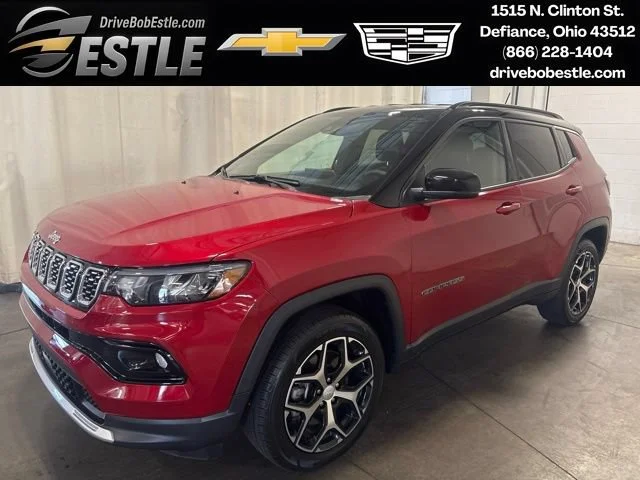 Used 2024  Jeep Limited image 1