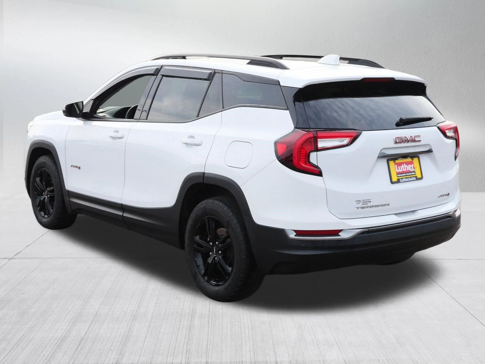 Used 2023 Summit White GMC AT4 image 5