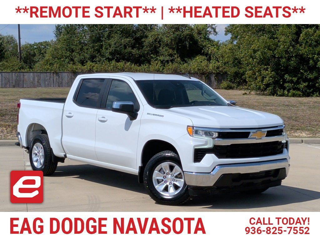 Used 2025 White Chevrolet LT image 1