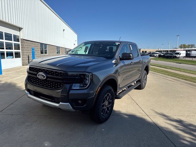 New 2026 Carbonized Gray Metallic Ford XLT image 9