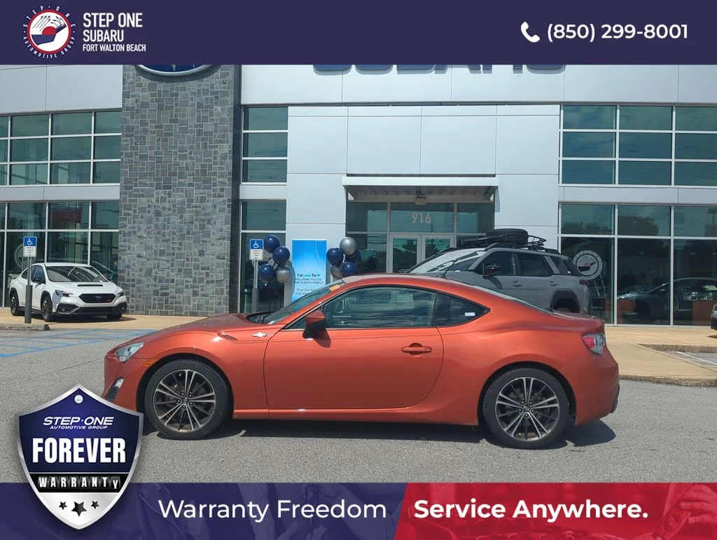 Used 2013 Red Scion Base image 4