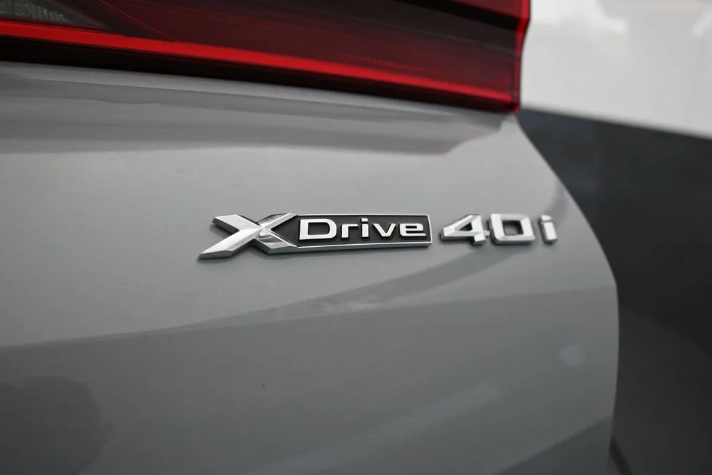Used 2026 Gray Metallic BMW xDrive40i image 43