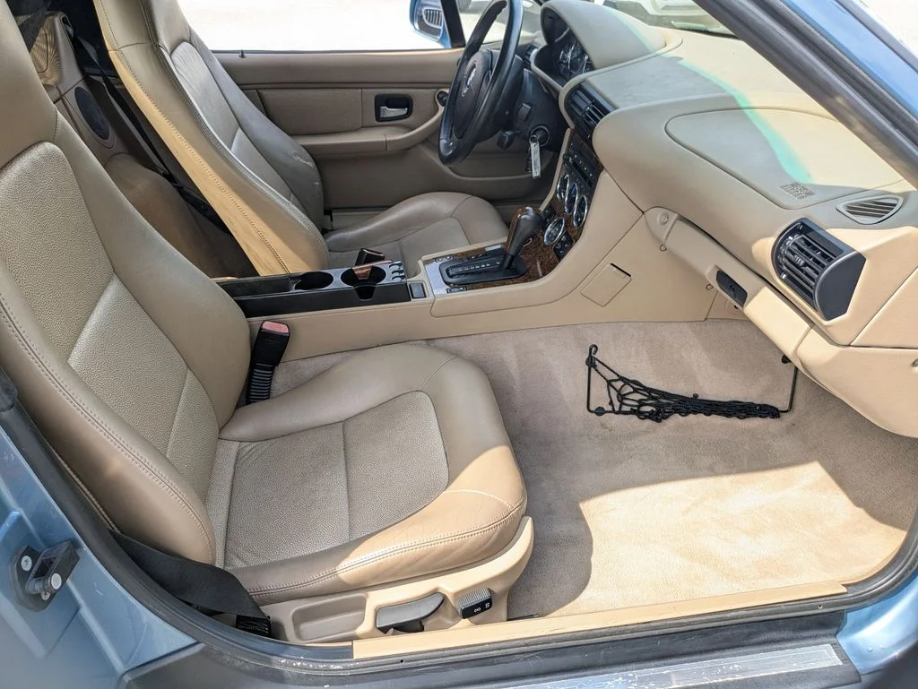 Used 2000 Blue BMW 2.3 image 15
