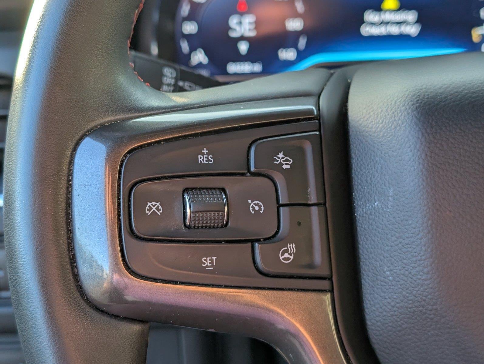 Used 2023 BLACK Chevrolet RST image 29