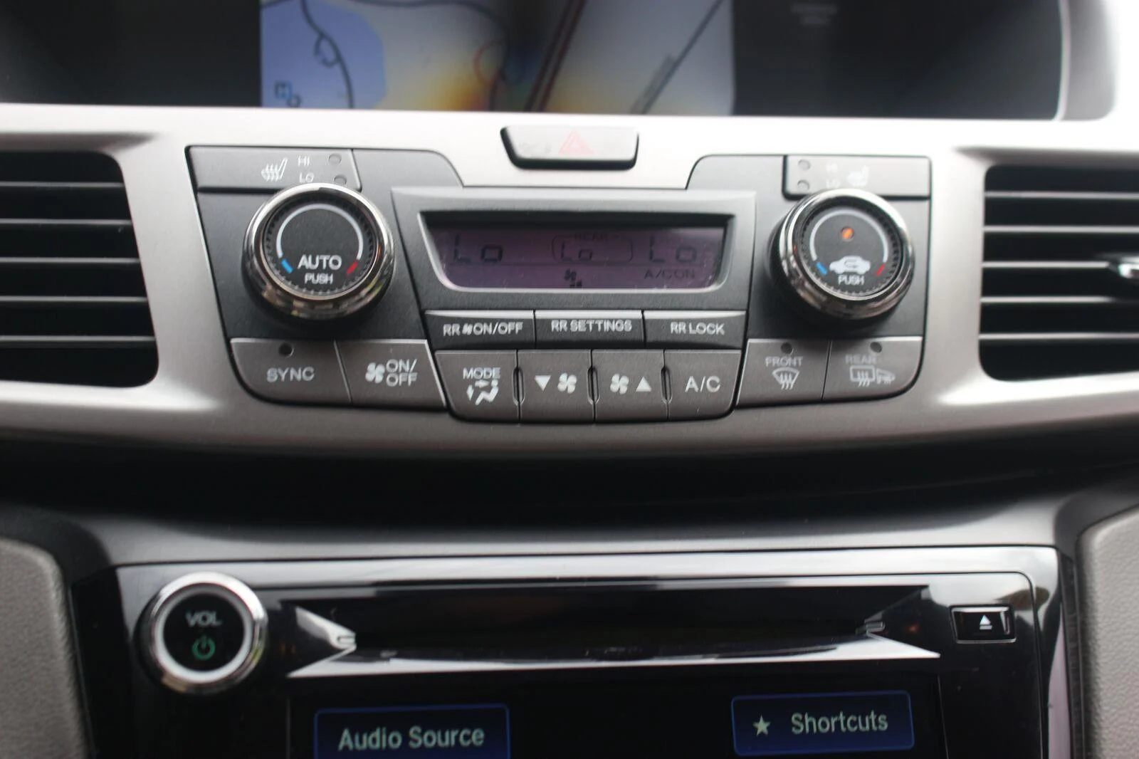 Used 2016  Honda EX-L image 26