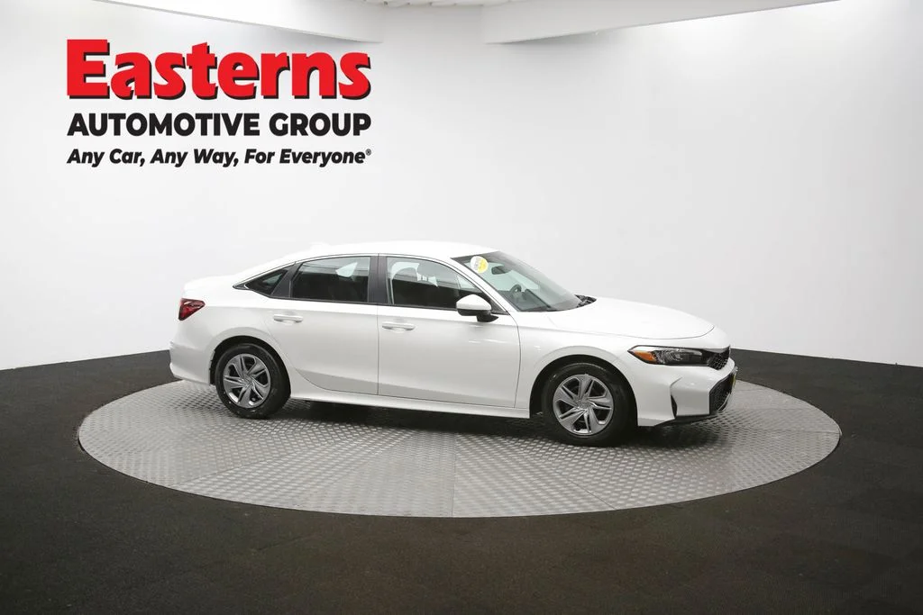 Used 2025 White Honda LX image 43