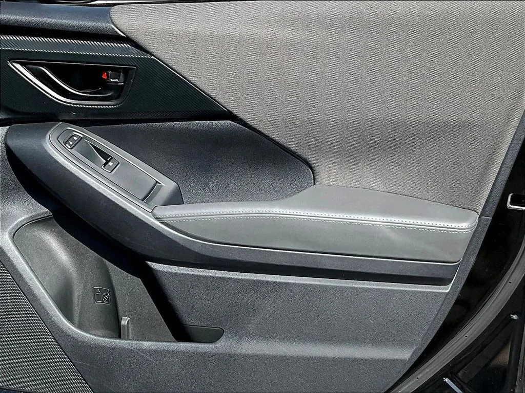 Used 2024 Crystal Black Silica Subaru Premium image 30