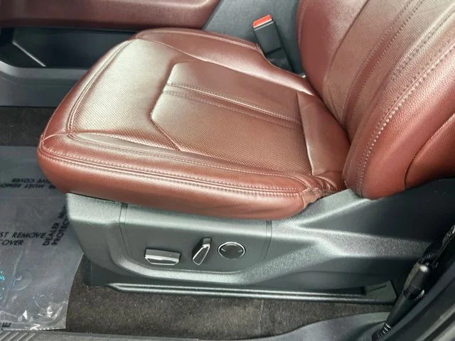 Used 2023 Blue Ford Limited image 15
