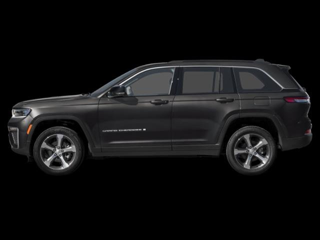 New 2026 Diamond Black Crystal Pearlcoat Jeep Laredo image 29