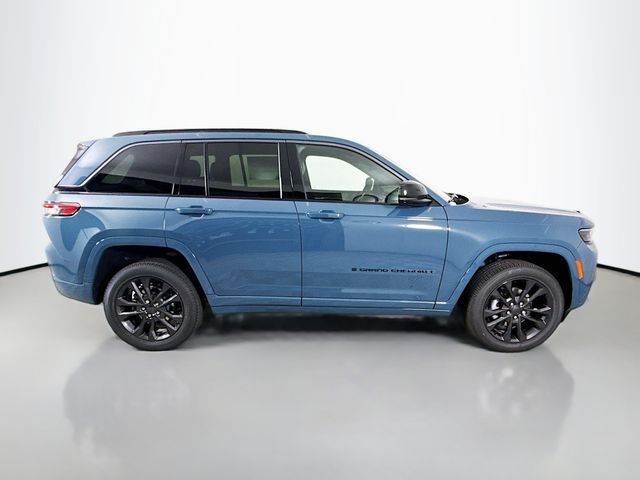 New 2026 Steel Blue Exterior Paint Jeep Limited Reserve image 8