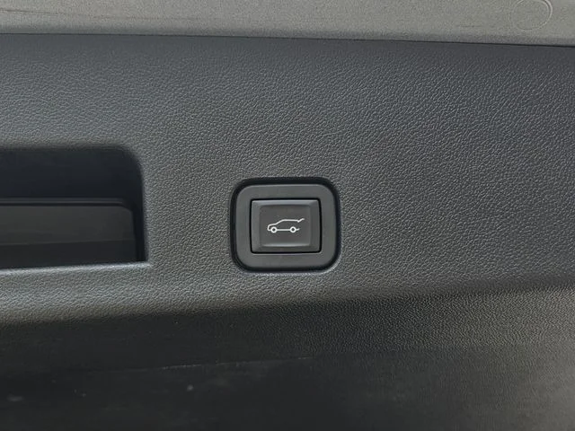 Used 2024 Sterling Metallic GMC Elevation image 24